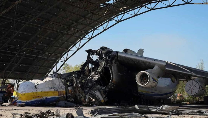 worlds-largest-aircraft3